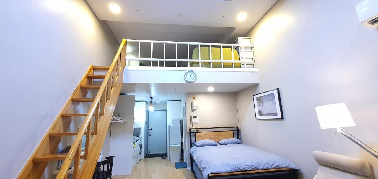 Jsm Studio Hongdae Сеул Экстерьер фото