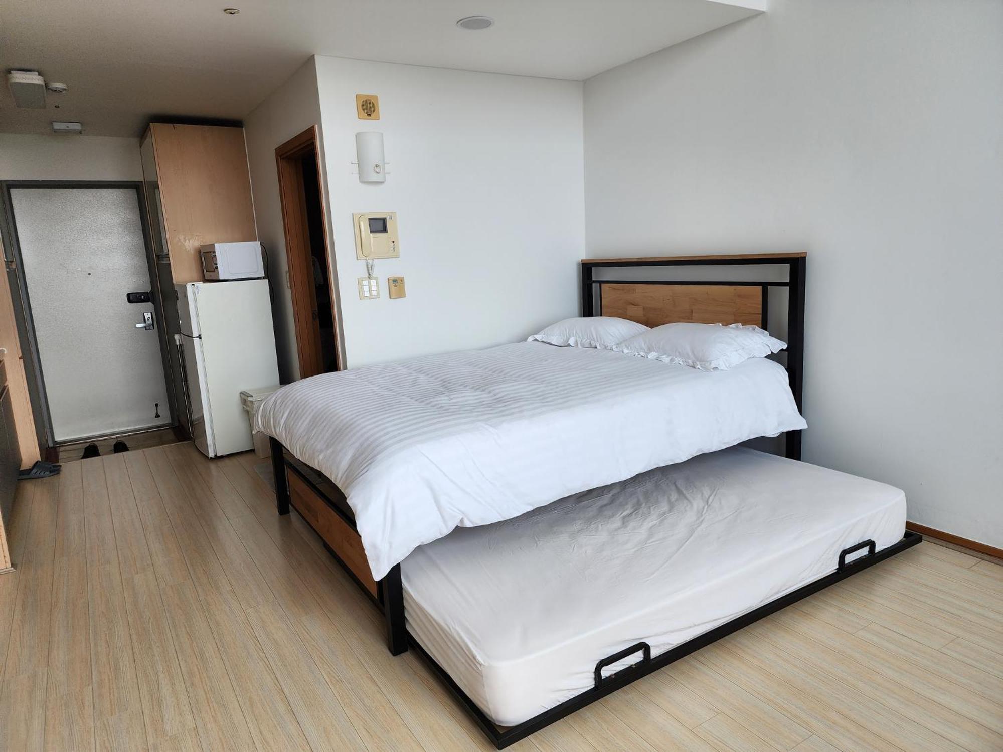 Jsm Studio Hongdae Сеул Экстерьер фото