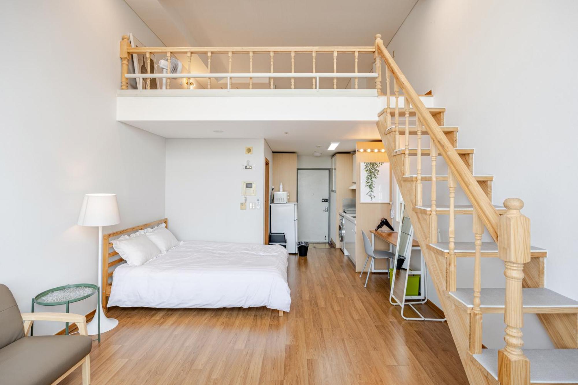 Jsm Studio Hongdae Сеул Экстерьер фото